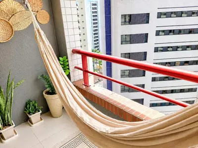 Uma varanda ou terraço em Beira Mar: Bom Gosto e Conforto