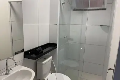 Uma casa de banho em Hosts BR - Apartamentos funcionais