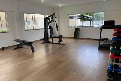 O centro de fitness e/ou as comodidades de fitness de Hosts BR - Apartamentos funcionais
