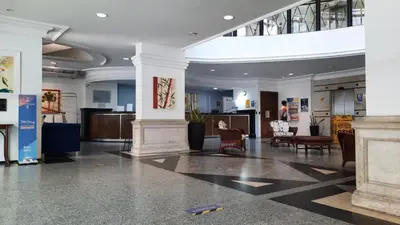 A planta de Flat Meireles, Vista Mar, Avenida Abolição AP1404