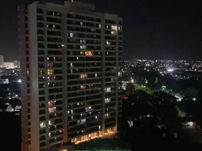 Uma vista geral de Fortaleza ou a vista da cidade a partir do quarto em acomodação particular