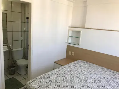 Uma casa de banho em Apartamento Meireles