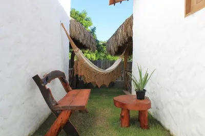 A planta de Rústico e Charmosinho, Próx a Lagoa com Ar cond, Chalés Tucumã