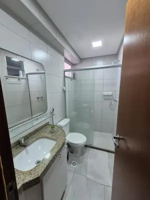 Uma casa de banho em Apt pé na areia ao lado do Beach Park no Porto das Dunas