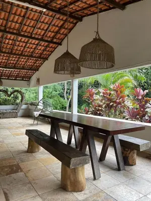 Um jardim no exterior de Sítio riacho fundo