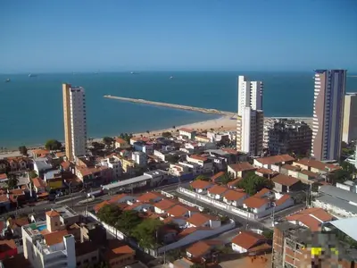 Uma vista do mar geral ou uma vista do mar a partir do apartamento