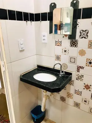 Uma casa de banho em Hostel Jericoacoariano
