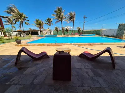 A piscina em ou perto de mansao922