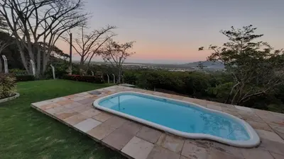 A piscina em ou perto de Serra do Matias