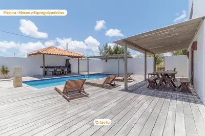 A piscina em ou perto de Apto c/ churrasqueira no Pontal do Maceió Tactu