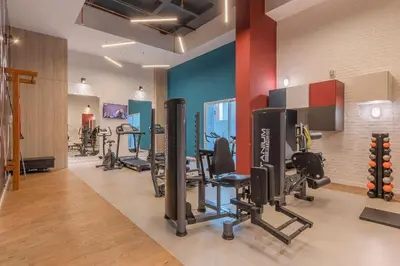 O centro de fitness e/ou as comodidades de fitness de Infinity #103 - Quádruplo em Meireles by Carpediem