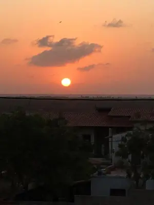 O nascer ou o pôr do sol visto a partir do apartamento