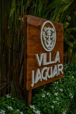Um certificado, prémio, placa ou documento mostrado em Villa Jaguar Fortim