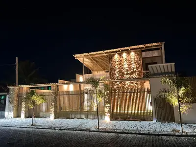 O edifício onde o apartamento está situado