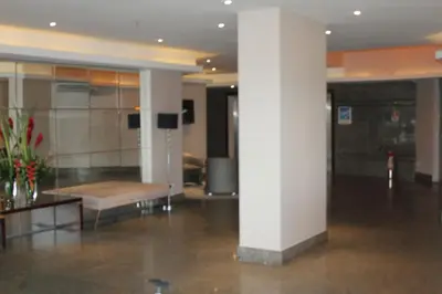 A área de receção ou átrio de Flat Golden Fortaleza