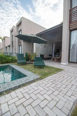 A piscina em ou perto de CASA ALTO PADRÃO BEIRA MAR AO LADO DO Zorah Beach Trairi - Flecheiras