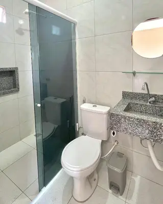 Uma casa de banho em Pousadinha no Paracuru