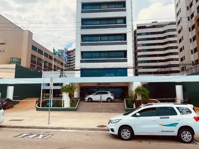 O edifício onde o hotel está situado