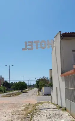 A vizinhança circundante ou próxima do hotel