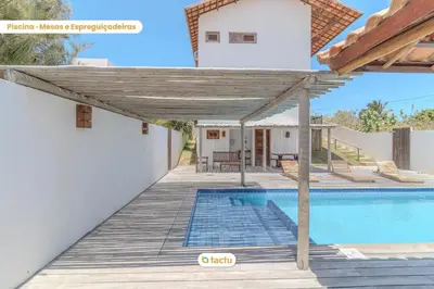 A piscina em ou perto de Apto 100m da praia no Pontal de Maceió por Tactu