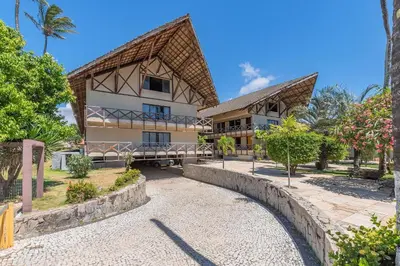 O edifício onde o apartamento está situado