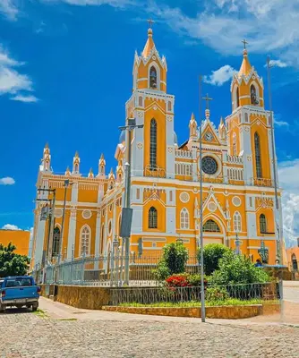 Um ponto de interesse local perto do apartamento