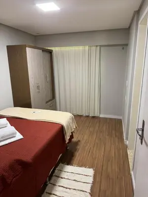 Uma cama ou camas num quarto em Ed Preamar Apt 902 Próximo à Feirinha da Beira Mar