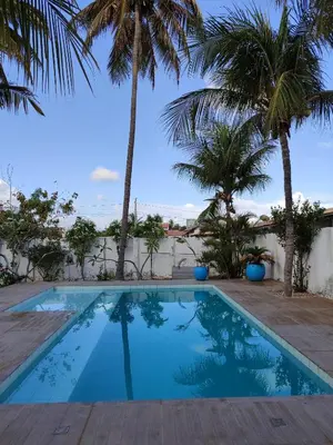 A piscina em ou perto de Pontal Praia Suítes