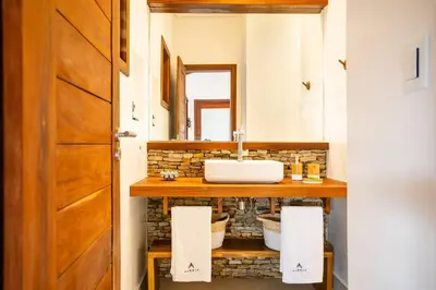 Uma casa de banho em Vila Panhard - Aldeia Jericoacoara Group