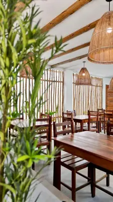 Um restaurante ou outro lugar para comer em Pousada Baobá