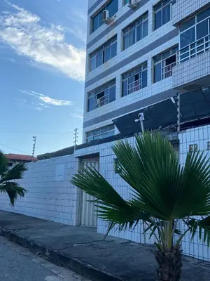 O edifício onde o apartamento está situado