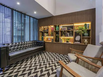 Uma área de estar em Mercure Fortaleza Meireles