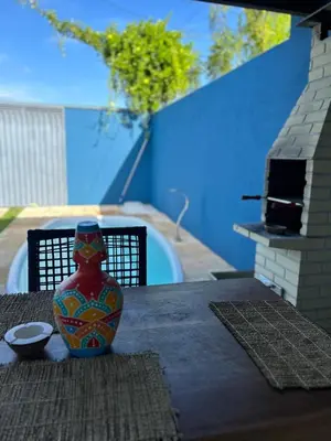 A piscina em ou perto de Tiny Lagoa