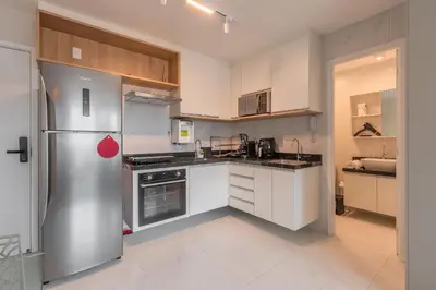 A cozinha ou kitchenette de JSmart #304 - Studio em Fortaleza by Carpediem