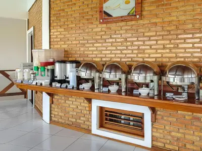 Comodidades para chá e café em Rede Andrade Jeri Hotel