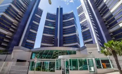 O edifício onde o apartamento está situado