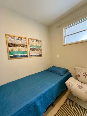 Uma área de estar em Kite house - prox do Cumbuco