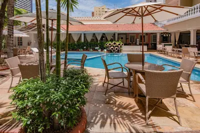 A piscina em ou perto de Hotel Villa Mayor Charme