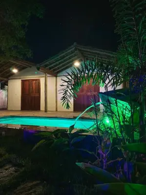 A piscina em ou perto de Villa Atlântic Icaraizinho 700 m da praia