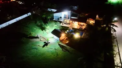 Um jardim no exterior de Villa Caju Knots