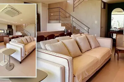 Uma área de estar em Casa em Flecheiras