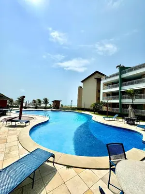 A piscina em ou perto de Paraíso Beach - Terramaris - Apartamento frente mar, pé na areia, próximo ao Beach Park