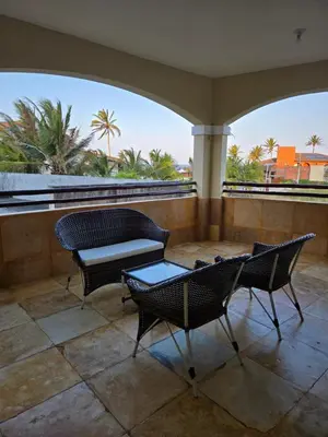 Uma varanda ou terraço em Cumbuco Residence - Beira-mar - Ar condicionado, perto do centro, 2 dormitórios, piscina, cozinha