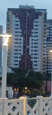 O edifício onde o apartamento está situado