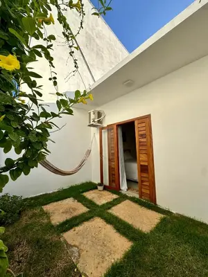 Um jardim no exterior de Kza da Paty Preá Ben