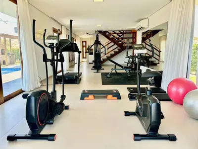 O centro de fitness e/ou as comodidades de fitness de Lofts Collection by The Coral