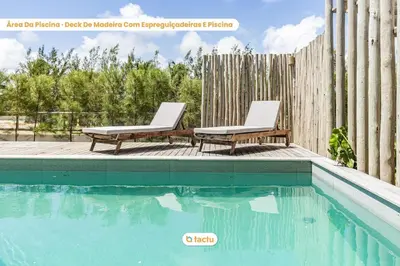 A piscina em ou perto de Casa Pipa com piscina no Jaguaribe Villas