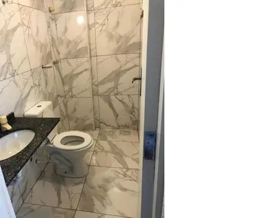 Uma casa de banho em Ap Praia do Futuro 2Quartos 1203