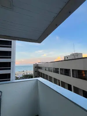 Uma vista do mar geral ou uma vista do mar a partir do apartamento