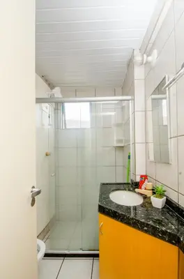 Uma casa de banho em Meireles Ana Bilhar